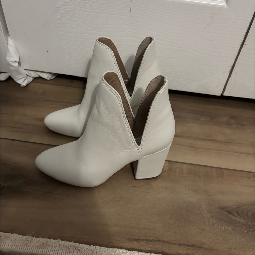 Steve Madden White Heeled Boots